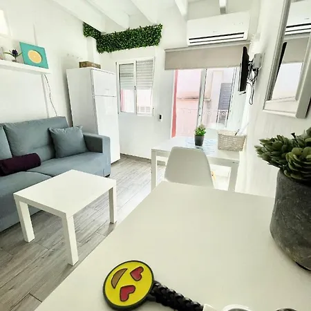 City Center Apartment *